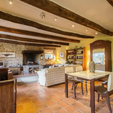 Cromlech'dek Holiday home Plougoumelen